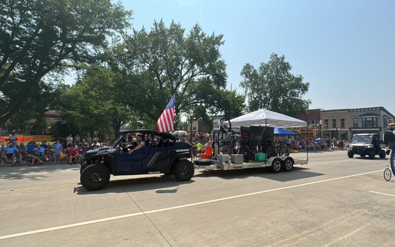 RotoSTAND Parade 2